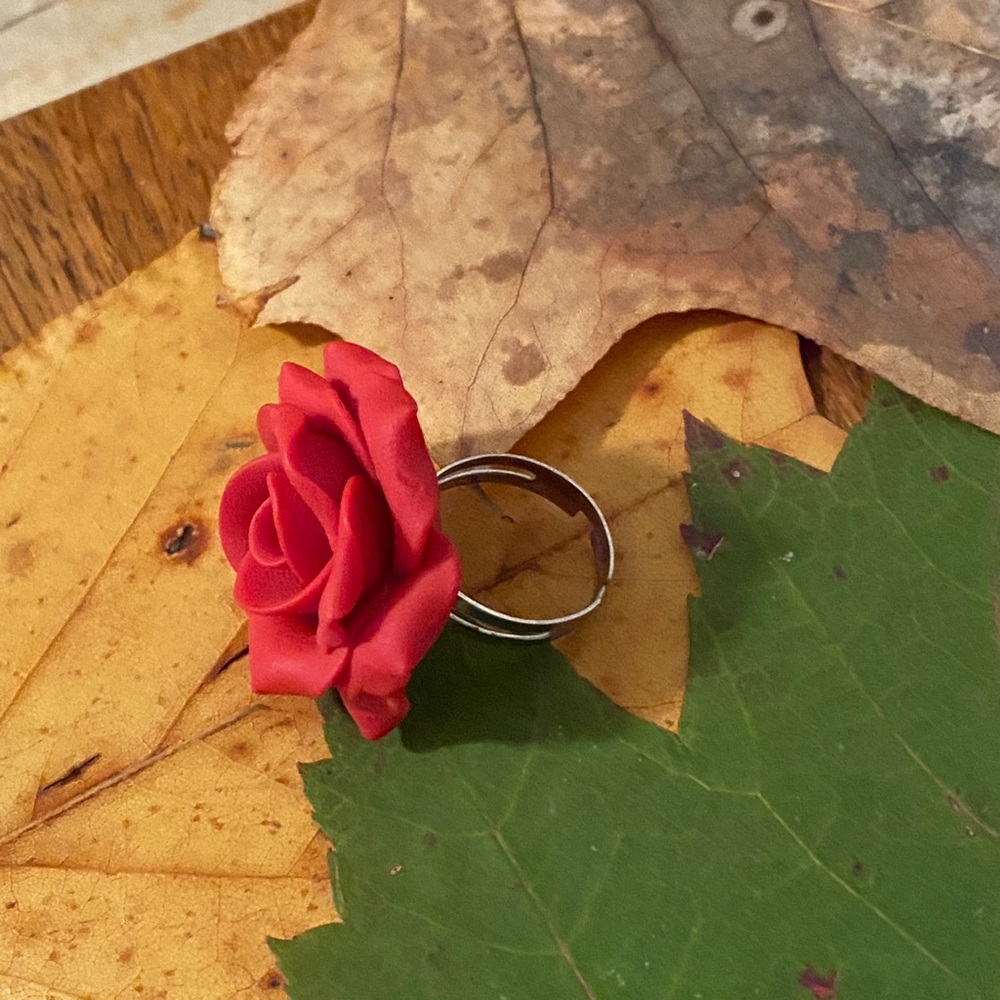 Red Rose ring - Picture 4 of 5